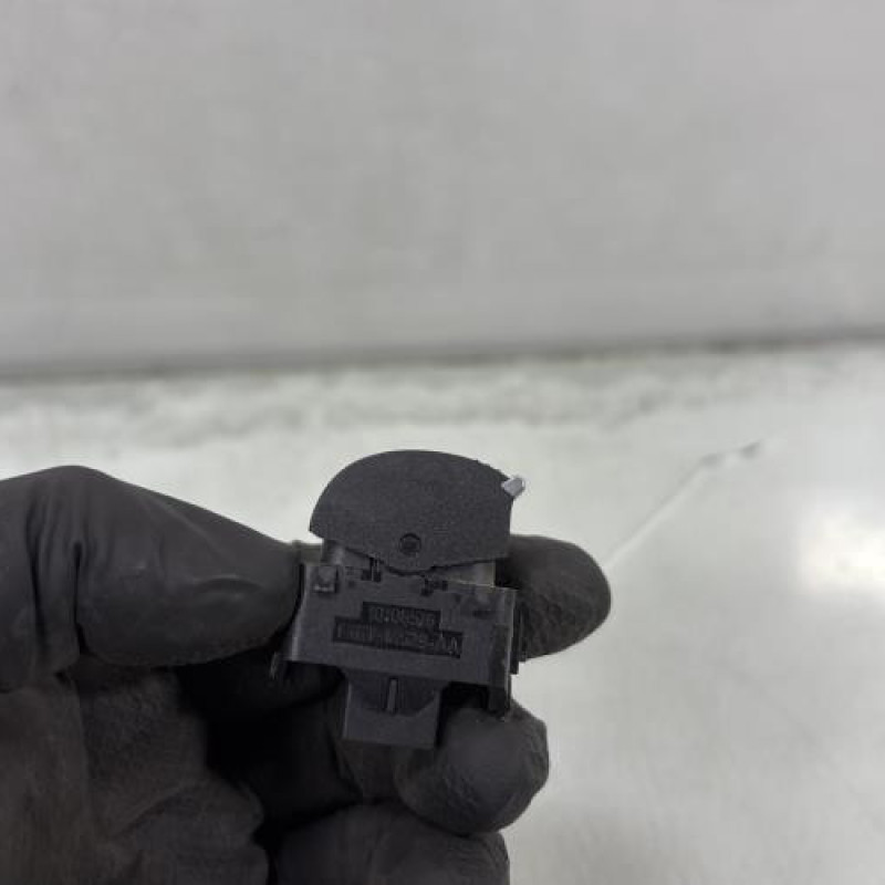 Interrupteur de leve vitre arriere droit FORD KUGA 2 Photo n°3