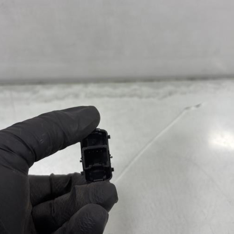 Interrupteur de leve vitre arriere droit FORD KUGA 2 Photo n°4