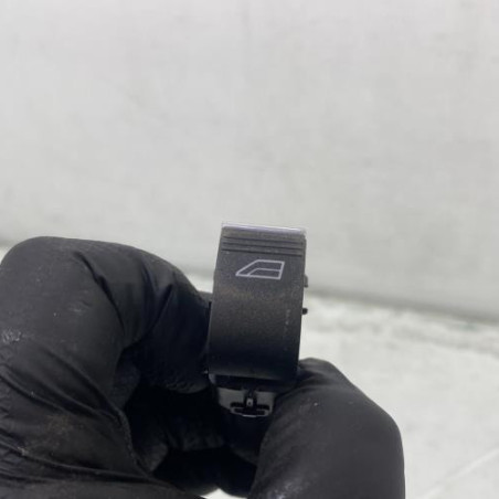 Interrupteur de leve vitre arriere gauche FORD KUGA 2 Photo n°1