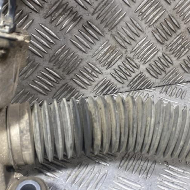 Cremaillere assistee FORD KUGA 2 Photo n°7