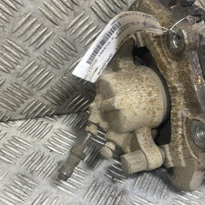 Etrier avant gauche (freinage) FORD KUGA 2 Photo n°4