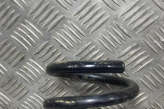 Ressort de suspension arriere droit FORD KUGA 2