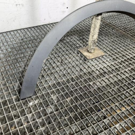 Extension d'aile arriere droit FORD KUGA 2