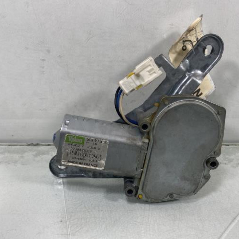 Moteur essuie glace arriere RENAULT CLIO 2 Photo n°1