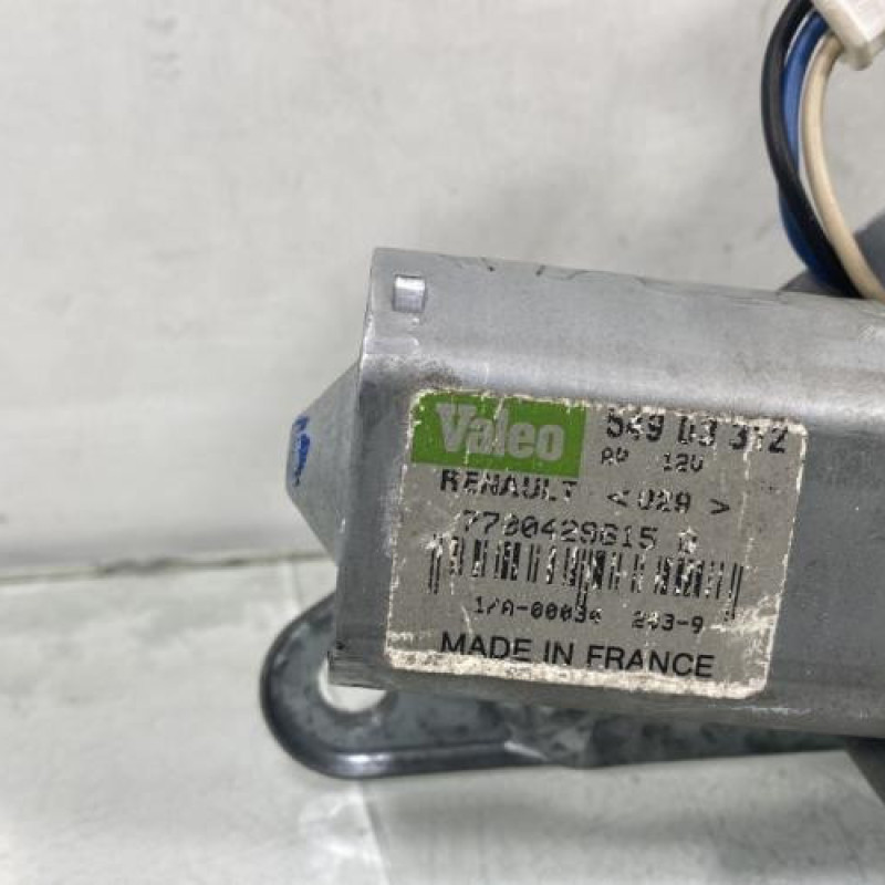 Moteur essuie glace arriere RENAULT CLIO 2 Photo n°2