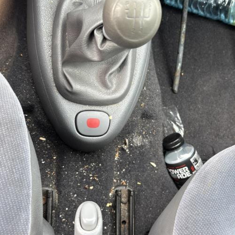 Moteur essuie glace arriere RENAULT CLIO 2 Photo n°18