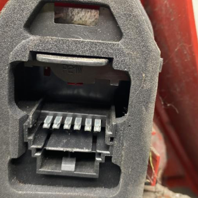 Feu arriere principal droit (feux) RENAULT CLIO 2 Photo n°3