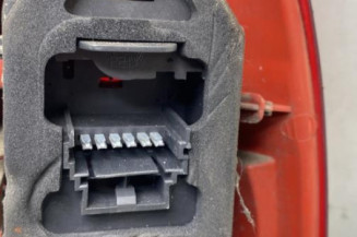 Feu arriere principal gauche (feux) RENAULT CLIO 2