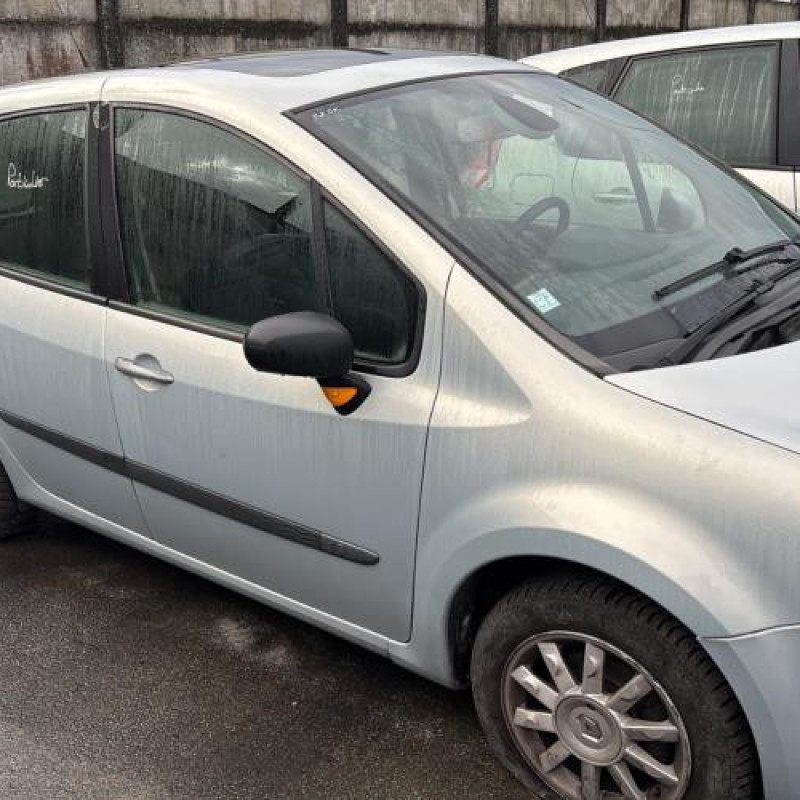 Baie de pare brise RENAULT MODUS Photo n°11