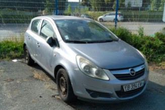 Feu arriere stop central OPEL CORSA D