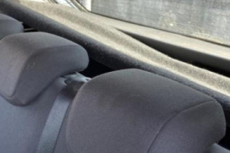 Feu arriere stop central OPEL CORSA D