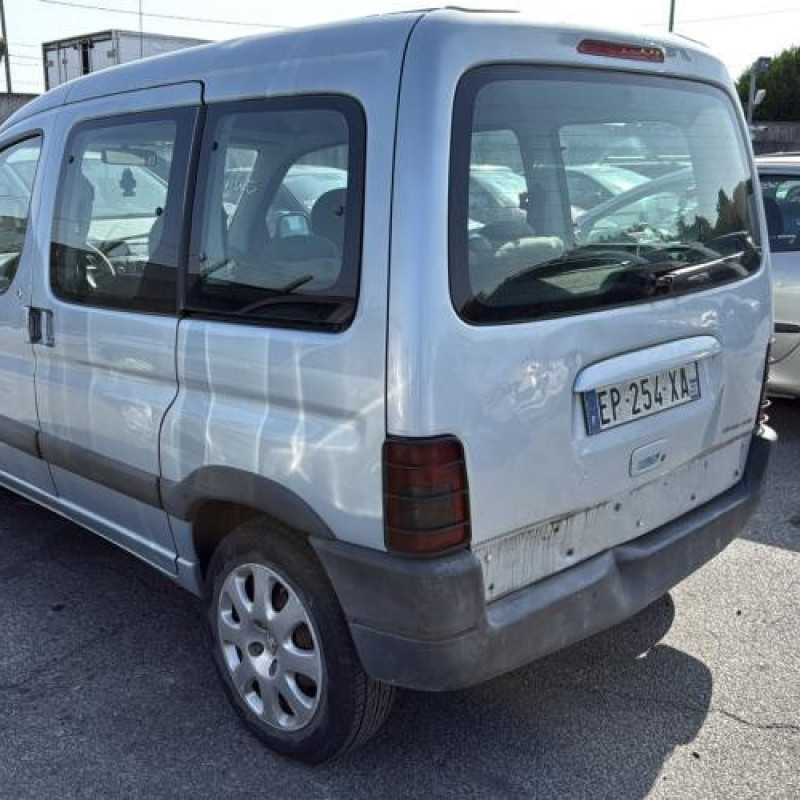 Poignee hayon PEUGEOT PARTNER 1 Photo n°7