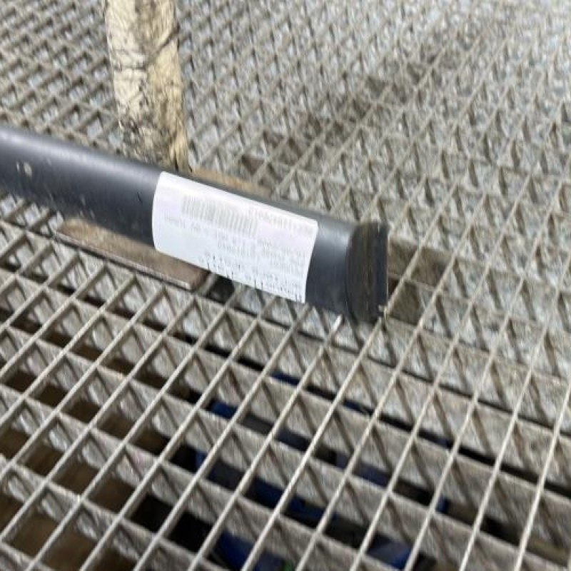 Baguette d'aile arrière droite PEUGEOT 206 Photo n°3