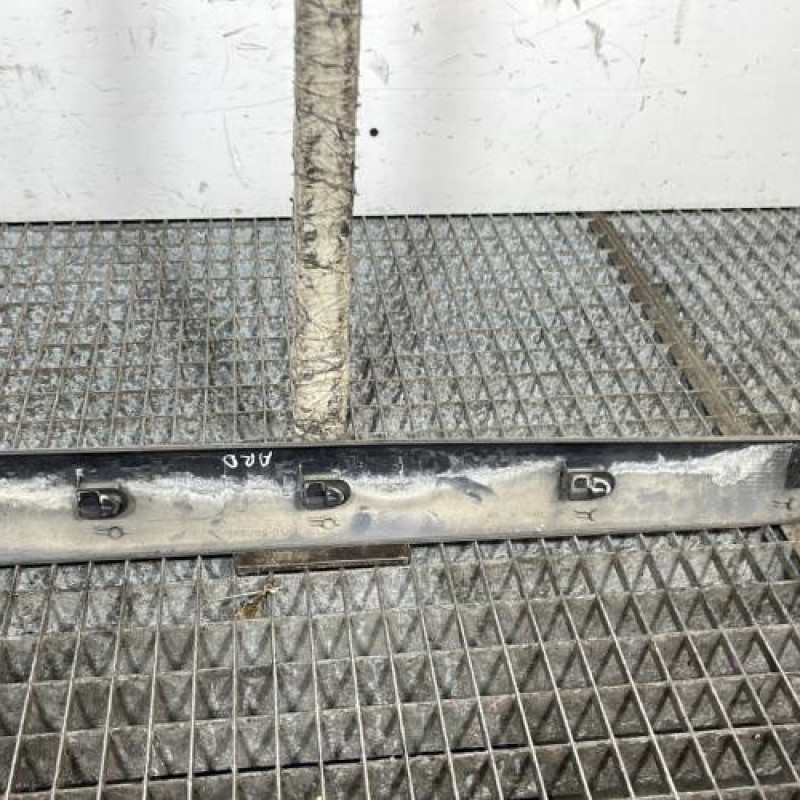 Baguette de porte arriere droite RENAULT CLIO 2 Photo n°4