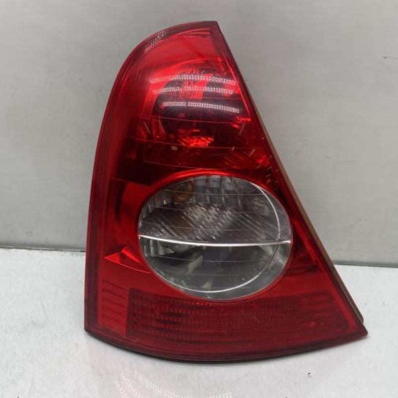 Feu arriere principal gauche (feux) RENAULT CLIO 2 Photo n°1