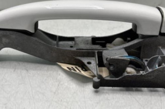 Poignee porte avant droit PEUGEOT 208 1