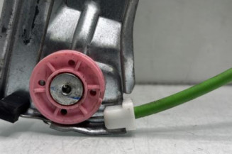 Leve vitre electrique avant droit PEUGEOT 208 1