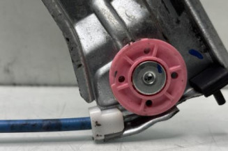 Leve vitre electrique avant droit PEUGEOT 208 1
