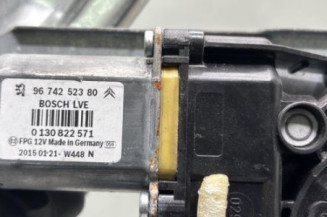 Leve vitre electrique avant droit PEUGEOT 208 1