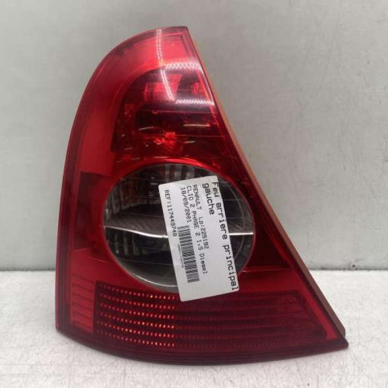 Feu arriere principal gauche (feux) RENAULT CLIO 2 Photo n°1