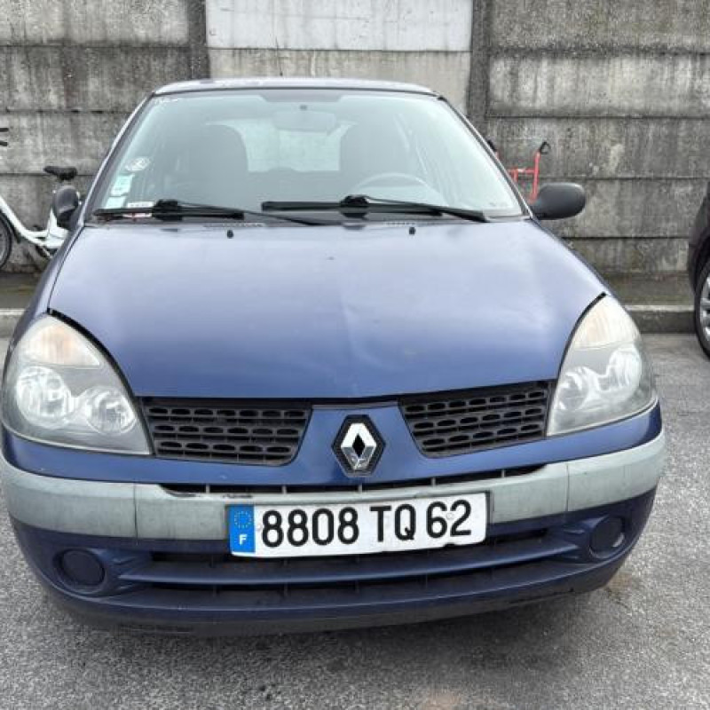 Feu arriere principal gauche (feux) RENAULT CLIO 2 Photo n°11