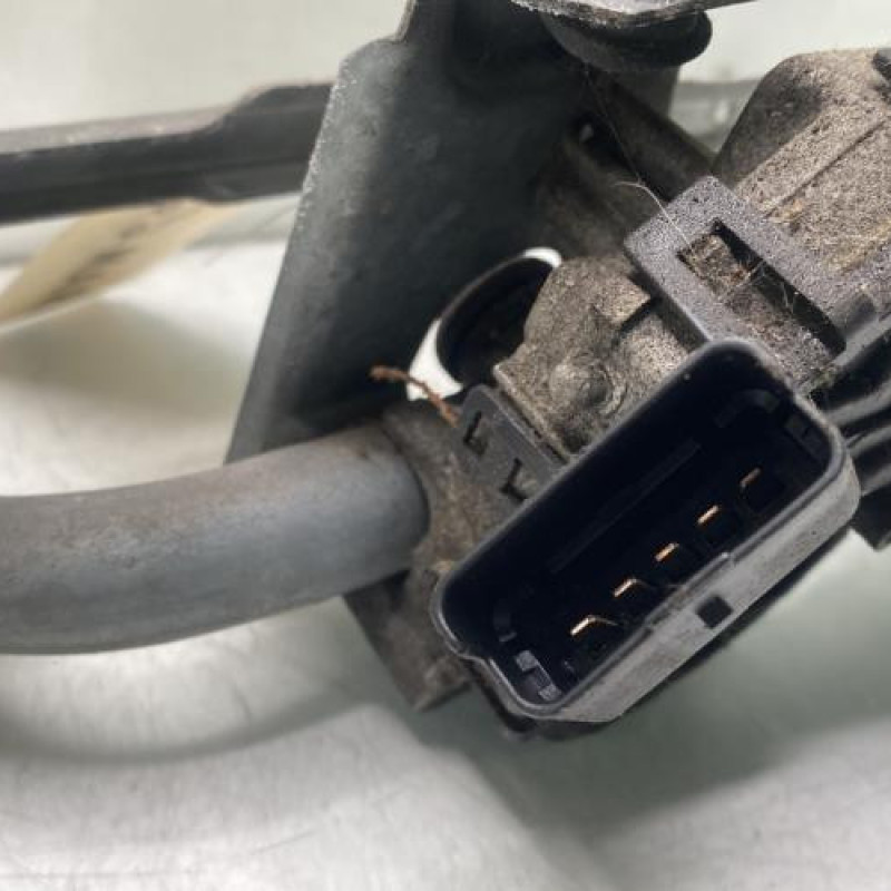Moteur essuie glace avant RENAULT CLIO 2 Photo n°8