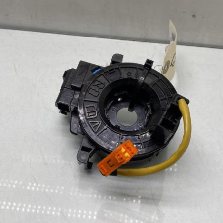 Contacteur tournant TOYOTA YARIS 2 Photo n°1