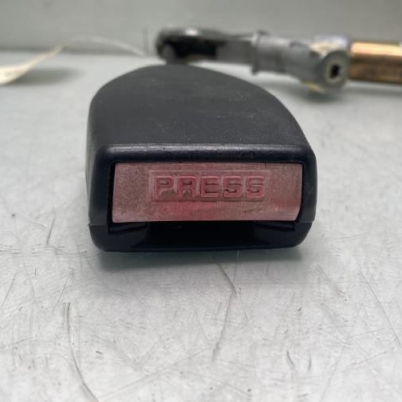 Pretensionneur de ceinture avant droit RENAULT CLIO 2 Photo n°3