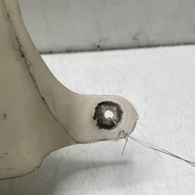 Vase de lave glace RENAULT CLIO 2 Photo n°3