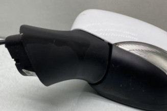 Retroviseur gauche RENAULT CLIO 4