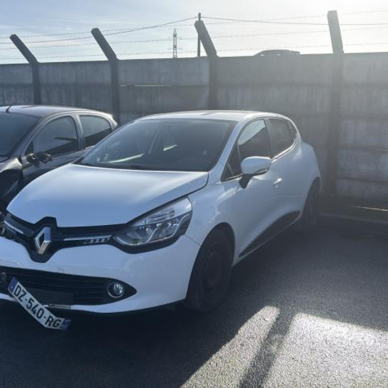 Plage arriere RENAULT CLIO 4 Photo n°8