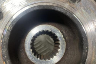 Pivot de moyeu avant gauche RENAULT CLIO 4