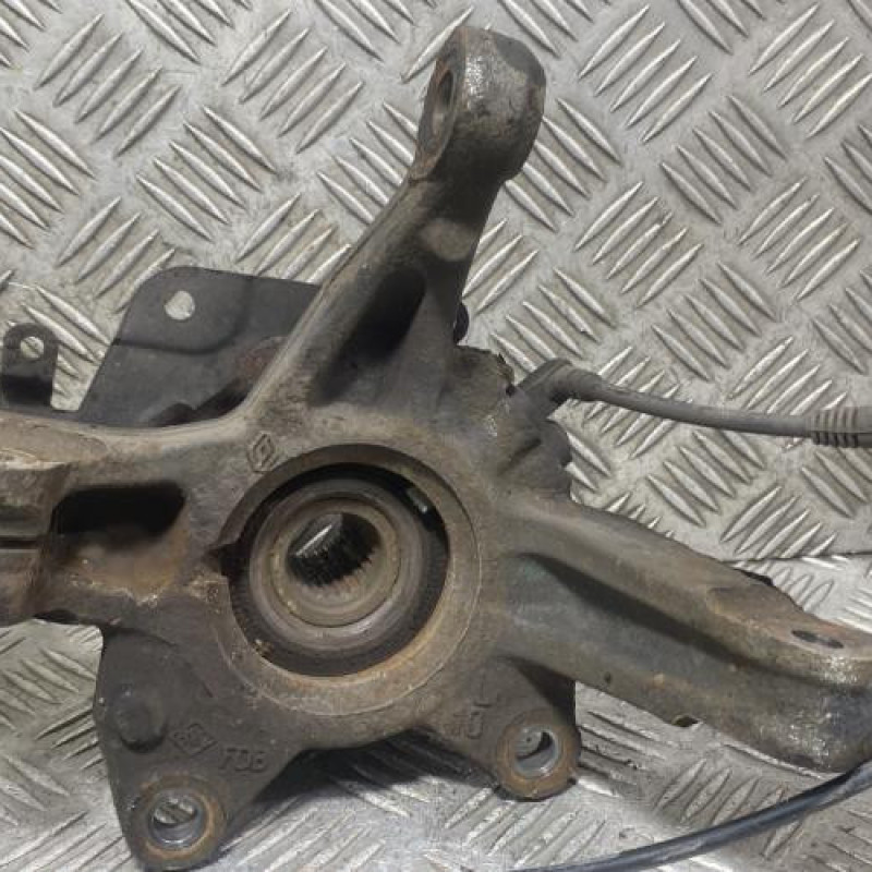 Pivot de moyeu avant gauche RENAULT CLIO 4 Photo n°3