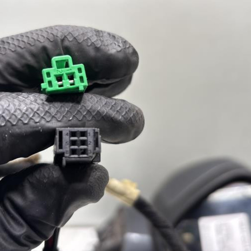 Retroviseur droit CITROEN C4 1 Photo n°7