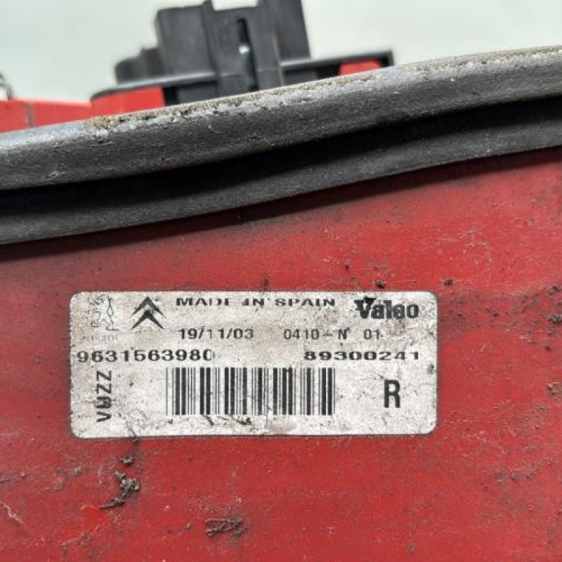 Feu arriere principal droit (feux) CITROEN XSARA PICASSO Photo n°4