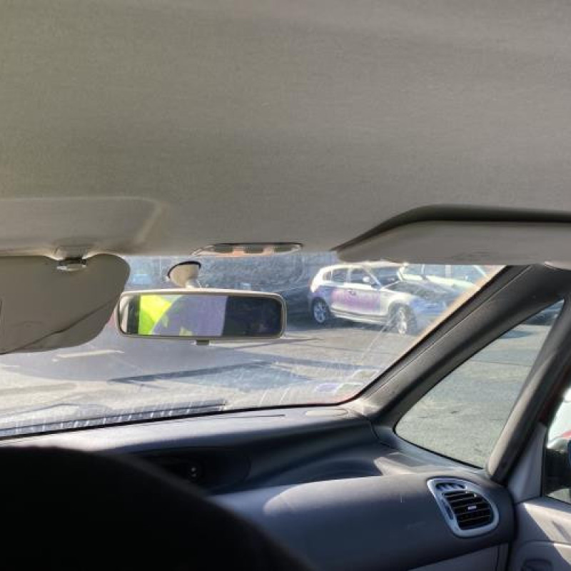 Feu arriere principal gauche (feux) CITROEN XSARA PICASSO Photo n°18