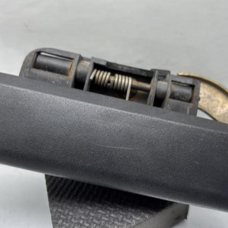 Poignee porte avant gauche PEUGEOT 106 Photo n°2