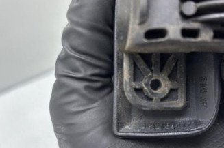 Poignee porte avant gauche PEUGEOT 106