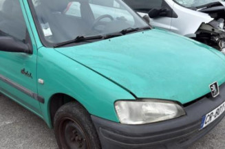Poignee porte avant gauche PEUGEOT 106