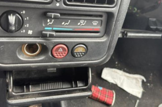 Poignee porte avant gauche PEUGEOT 106