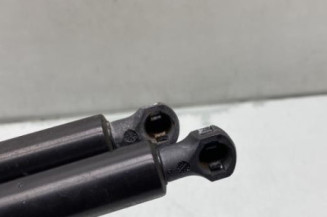 Feu arriere principal gauche (feux) PEUGEOT 106