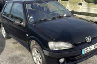 Poignee porte avant droit PEUGEOT 106