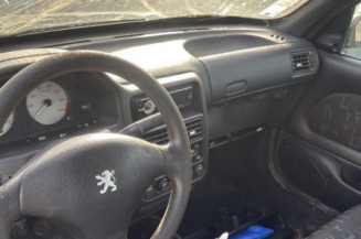 Poignee porte avant gauche PEUGEOT 106