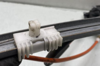 Leve vitre electrique avant droit PEUGEOT 106