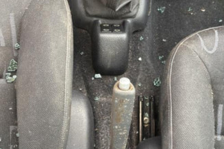 Poignee interieur avant gauche PEUGEOT 106