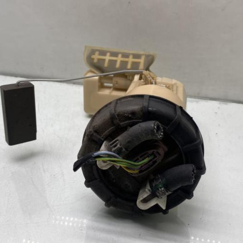 Pompe à carburant PEUGEOT 106 Photo n°3