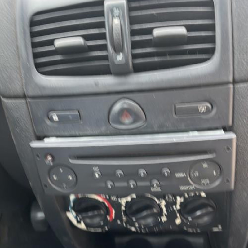 Neiman RENAULT CLIO 2 Photo n°13