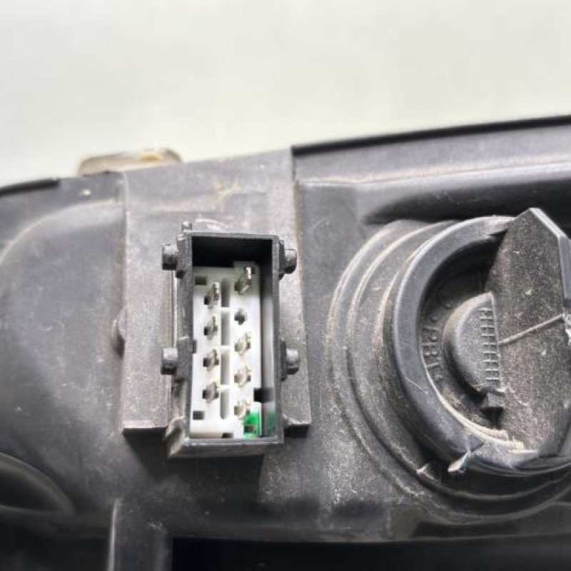 Optique avant principal droit (feux)(phare) CITROEN C2 Photo n°7