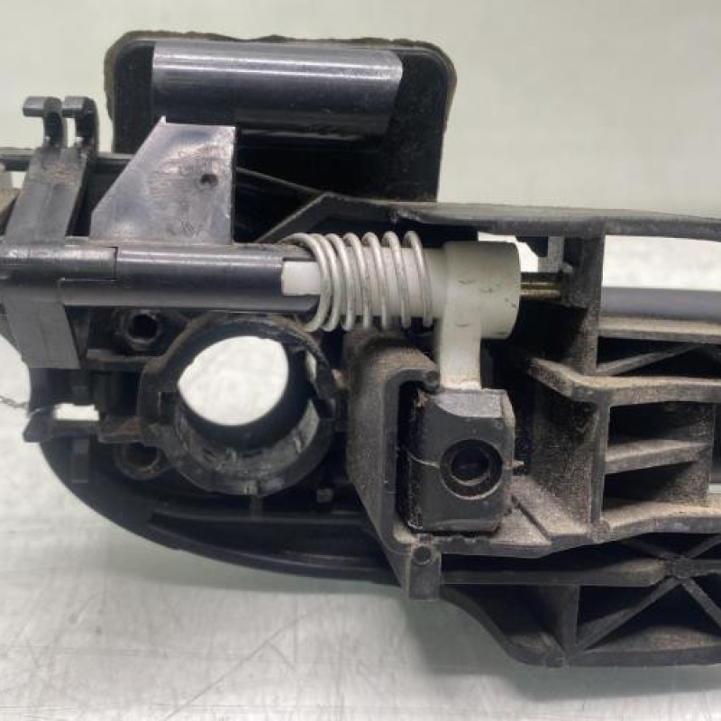 Poignee porte avant gauche CITROEN C2 Photo n°4