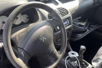 Pompe à carburant PEUGEOT 206